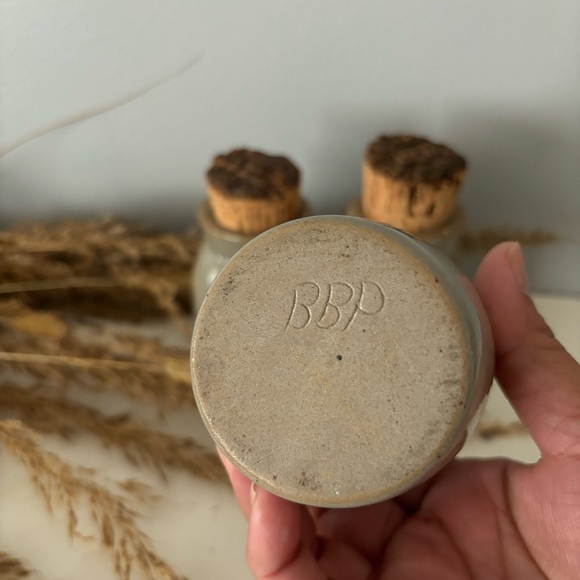 Beaumont Brothers Pottery Spice Jars - Picture 3 of 7